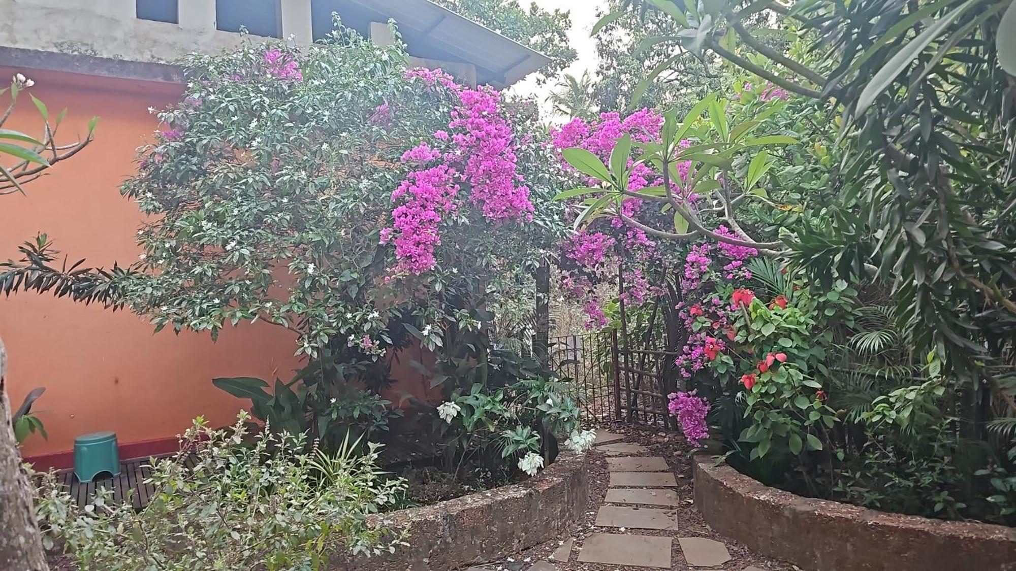 Laxmi Happy Home In Querim Goa ภายนอก รูปภาพ